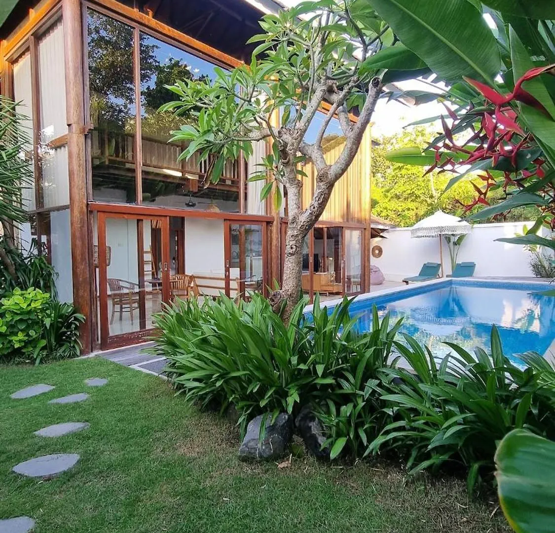 2 Minutes Walk To The Beach 3Br Retreat Villa Canggu